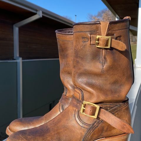 View photo of Unsung U 22-2 Engineer Boot in Horween Chelsea Horsefront