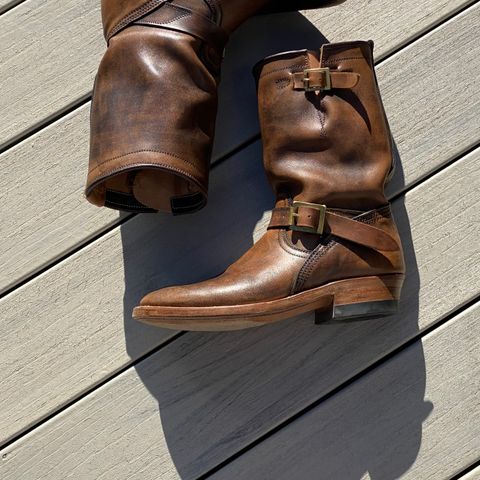 View photo of Unsung U 22-2 Engineer Boot in Horween Chelsea Horsefront