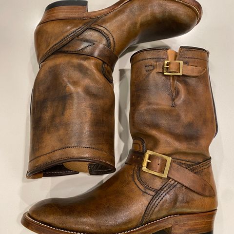 View photo of Unsung U 22-2 Engineer Boot in Horween Chelsea Horsefront