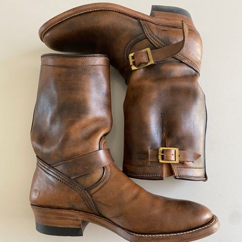 Unsung U 22-2 Engineer Boot in Horween Chelsea Horsefront