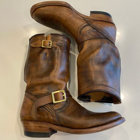 Unsung U 22-2 Engineer Boot in Horween Chelsea Horsefront