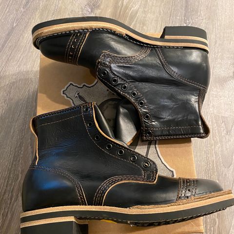 Wesco Hendrik in Horween Black Chromexcel