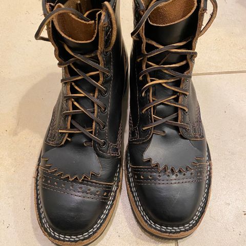 Wesco Hendrik in Horween Black Chromexcel