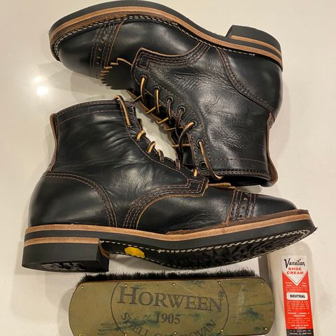 Wesco Hendrik in Horween Black Chromexcel