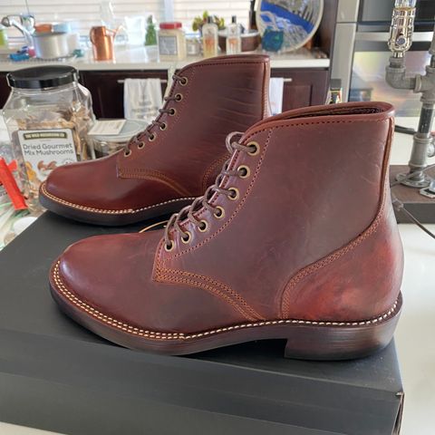 Caswell Eastman in Gallun Cognac Horsehide