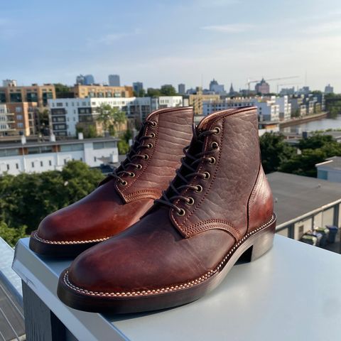 Caswell Eastman in Gallun Cognac Horsehide