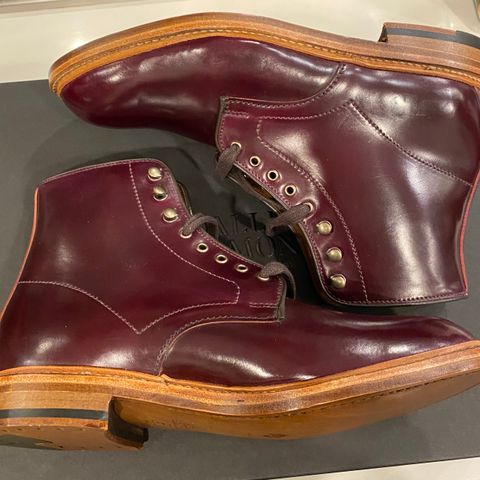 View photo of Allen Edmonds Higgins Mill in Horween Ultraviolet Shell Cordovan