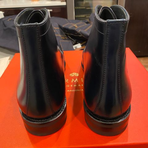 Carmina Work boots 80793 in Horween Navy Shell Cordovan
