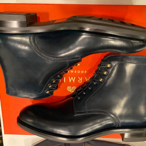 Carmina Work boots 80793 in Horween Navy Shell Cordovan