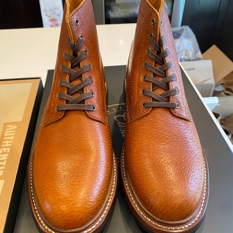Caswell Custom Model in Gallun Cognac Jabari Boar