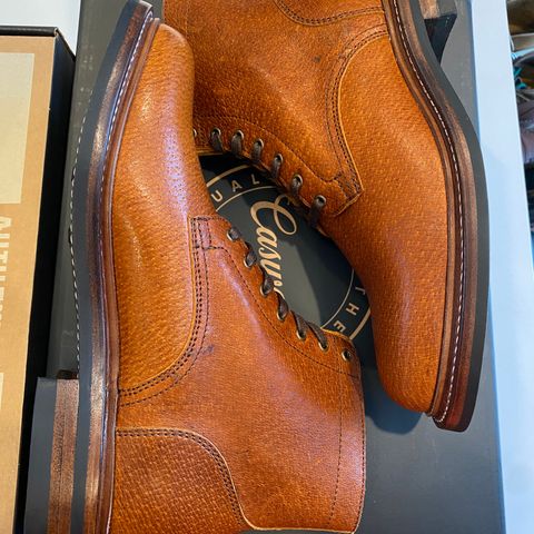 Caswell Custom Model in Gallun Cognac Jabari Boar