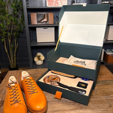 Crown Northampton Ernest in J&FJ Oak bark Tanned English Calf