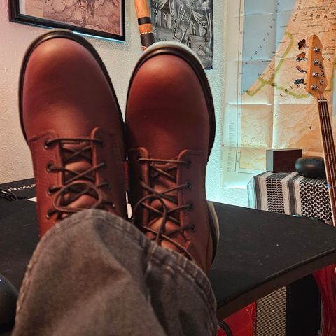 View photo of Red Wing Red Wing 606 in Red Wing Standard Brown