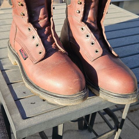 View photo of Red Wing Red Wing 606 in Red Wing Standard Brown