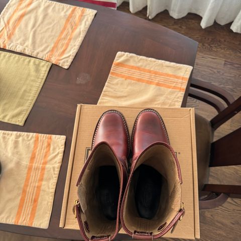 View photo of Wesco Mister Lou in Horween Umber Chromexcel