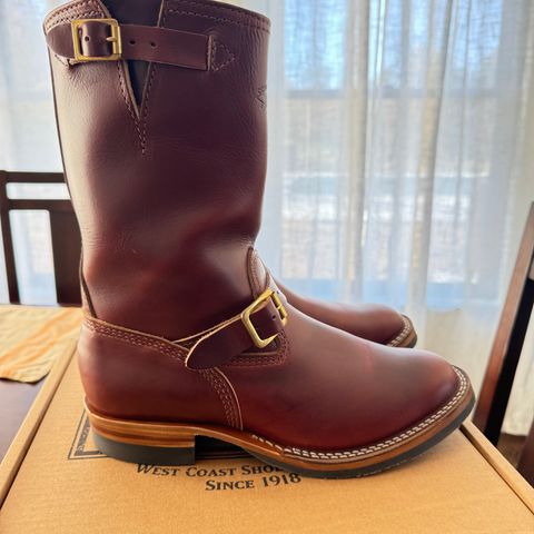 View photo of Wesco Mister Lou in Horween Umber Chromexcel