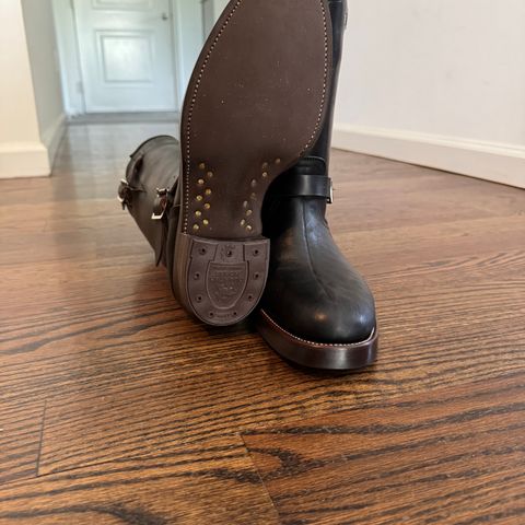 Unsung U 22-2 Engineer Boot in Maryam Natural Horsebutt Overdyed Black