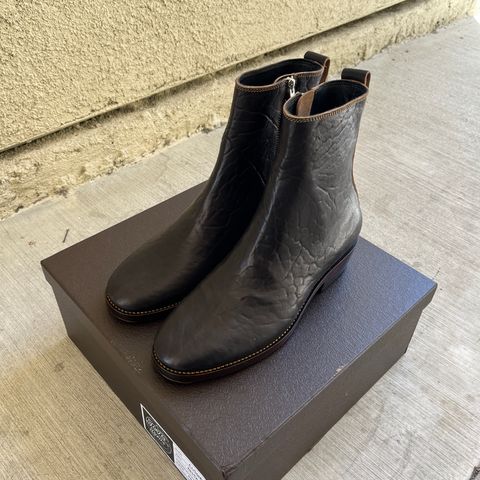 Fortis Antasena Wholecut Side-Zip in Maryam Horsebutt Washed Article with Black Overdye