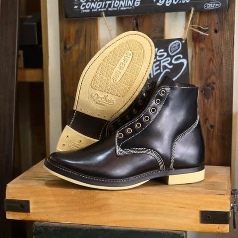 Willie's Handmade Boots Boondocker in Maryam Black Horsebutt