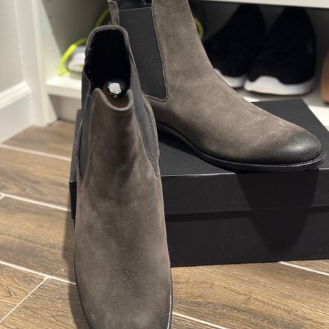 Thursday Cavalier in Shadow Grey WeatherSafe Suede & Flexible Elastic Goring