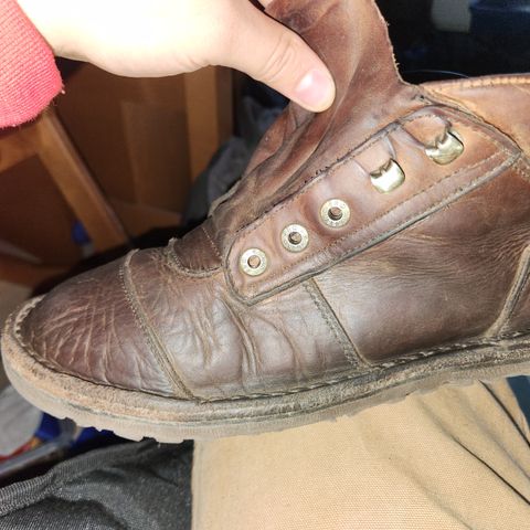 Jim Green African Ranger Barefoot Boot in Fudge Crazy Horse