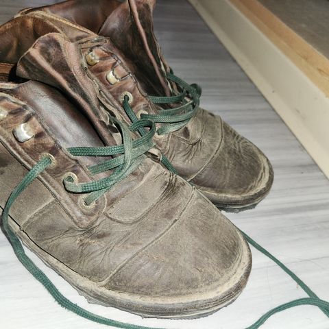 Jim Green African Ranger Barefoot Boot in Fudge Crazy Horse