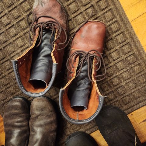 DIY Barefoot Boot in Blue Mt. Majesty Oil Tan & Light Burgundy Wildfire, Summits Edge