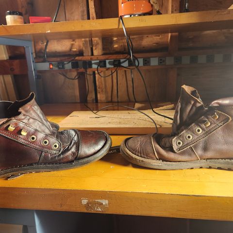 Jim Green African Ranger Barefoot Boot in Hazelnut Veg Retan
