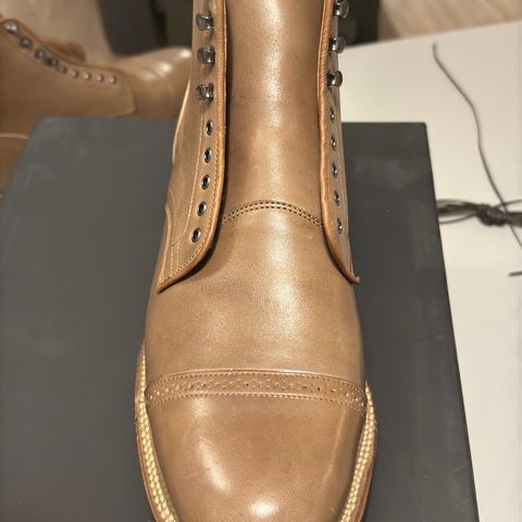 Viberg Service Boot BCT in Maryam Taupe TPR Horsebutt