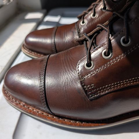 HELM The Hollis in Krumenauer Olive