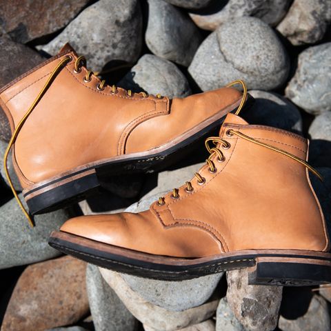 Wesco Johannes in Horween Natural Essex