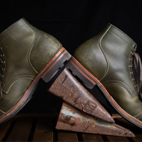 Viberg Service Boot in Horween Olive Chromepak