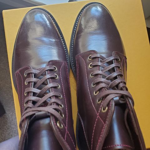 TXTURE Txture / Pacific boots in Red Wine Pull Up (local)