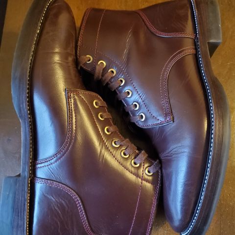 TXTURE Txture / Pacific boots in Red Wine Pull Up (local)