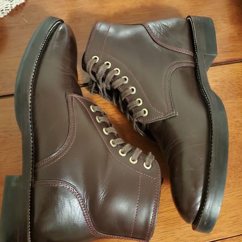 TXTURE Txture / Pacific boots in Red Wine Pull Up (local)