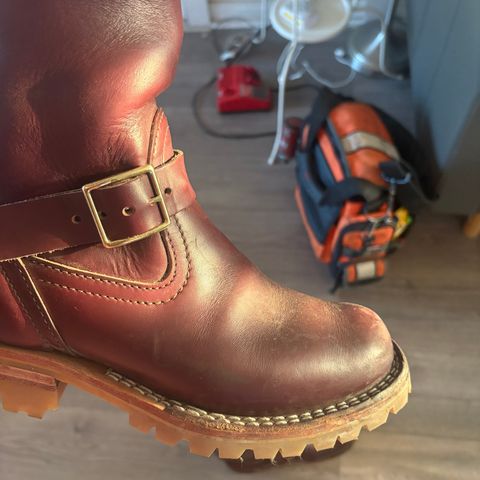 Nicks StationMaster in Horween Color 8 Chromexcel Strips