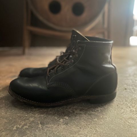 Red Wing Beckman Flatbox in S.B. Foot Black Klondike
