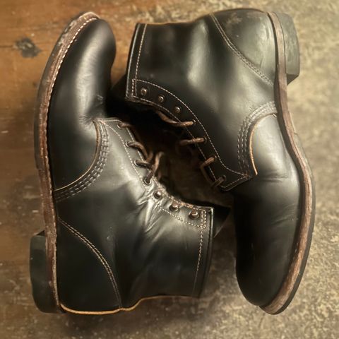Red Wing Beckman Flatbox in S.B. Foot Black Klondike