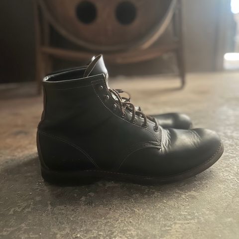 Red Wing Beckman Flatbox in S.B. Foot Black Klondike