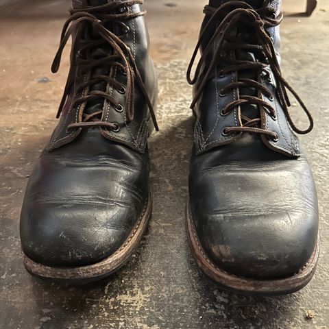 Red Wing Beckman Flatbox in S.B. Foot Black Klondike