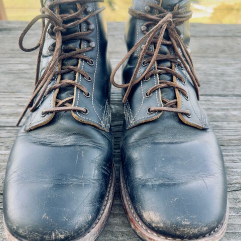 Red Wing Beckman Flatbox in S.B. Foot Black Klondike