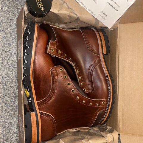 Nicks Lace Up Heritage in 64 Brown Double Shot