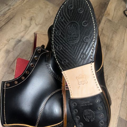 Red Wing Beckman Flatbox in S.B. Foot Black Klondike