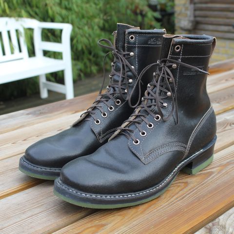 White's Smokejumper in Horween Black Waxed Flesh