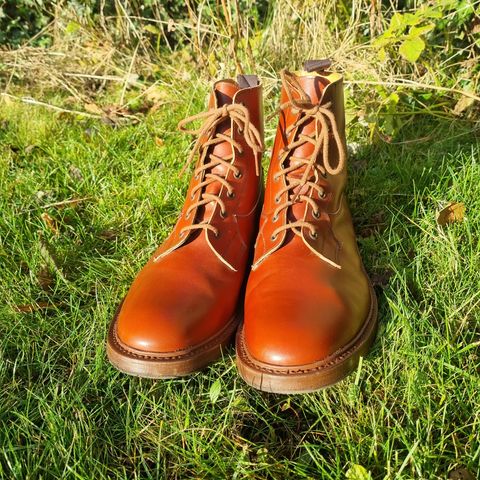 Tricker's Burford Country Boot in Marron Antique