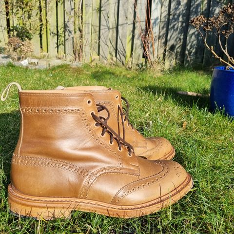 Tricker's Stow Country Boot in Horween Natural Chromexcel
