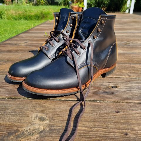 Red Wing Beckman Flatbox in S.B. Foot Black Klondike