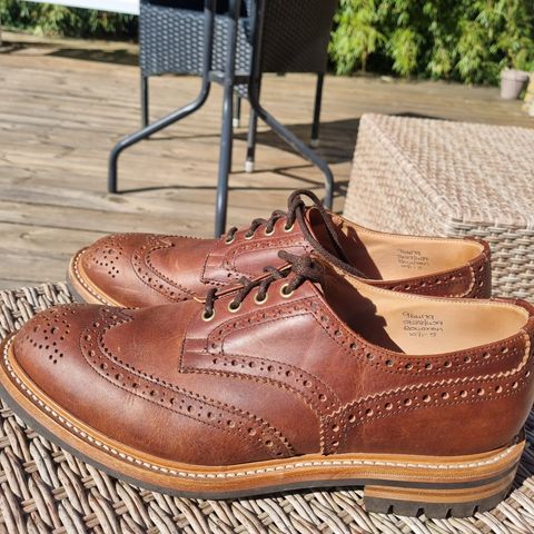 Tricker's Bourton Country Shoe in Whiskey Pampus