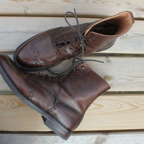 Crockett & Jones Islay in Dark Brown Scotch Grain