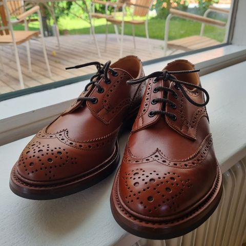 Tricker's Bourton Country Shoe in Marron Antique